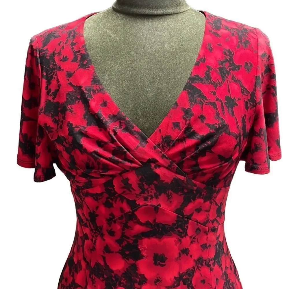 CHAPS Red Black Floral V-Neck Dress Small | Date Night Office Fall Chic Movie